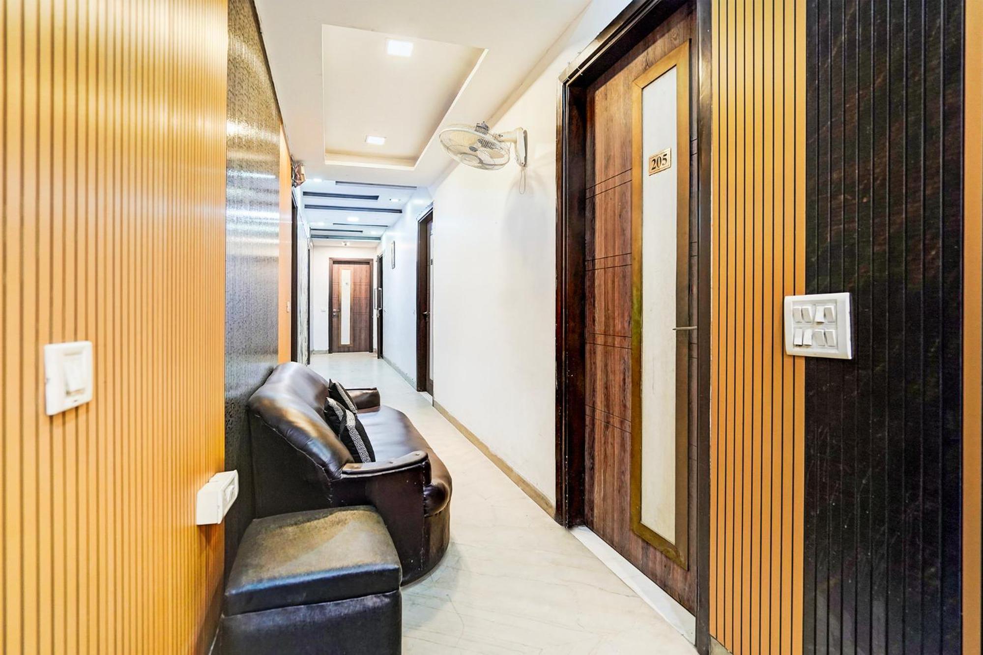Fabhotel Season Grand Delhi  Ngoại thất bức ảnh